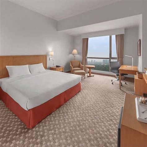 THE 10 CLOSEST Hotels to SM Megamall, .